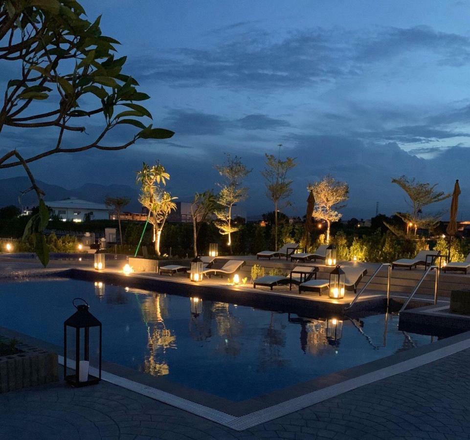 Tsang Kuo Resort Wujie Luaran gambar